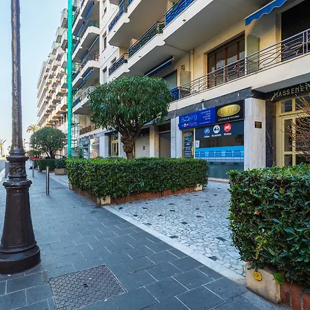 Le France-massenet Ap3015 By Riviera Homes *