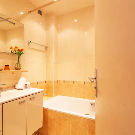 Apartman Le France-massenet Ap3015 By Riviera Homes *