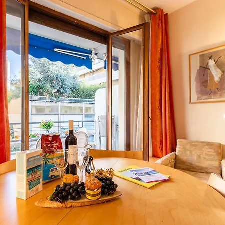 Apartman Le France-massenet Ap3015 By Riviera Homes *